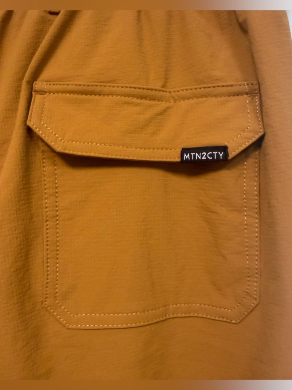 Coalatree Trailhead adventure pants in sand color, size Large - Picture 7 of 11